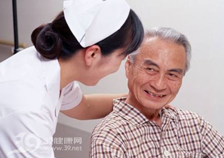 老人吃饭的顺序有讲究!