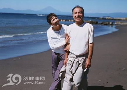 益生菌 帮助老人肠胃添活力