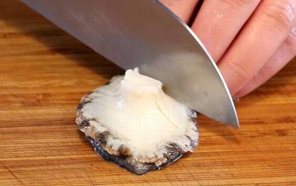 鲍鱼怎么杀和清洗?