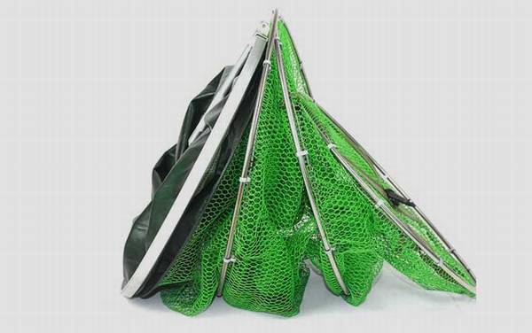 鱼护破了个洞怎么修补?