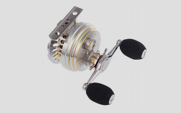 冰钓竿用什么渔轮好?