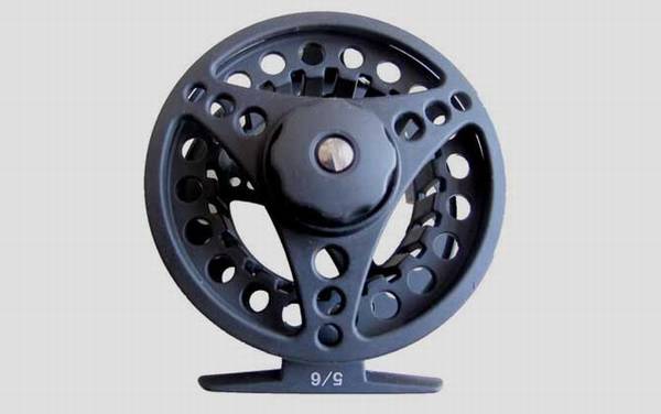 谷麦钓用前打轮还是风火轮好用?