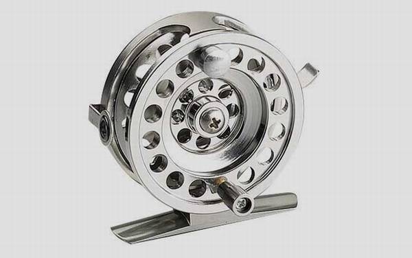 前打轮为什么不能抛投?