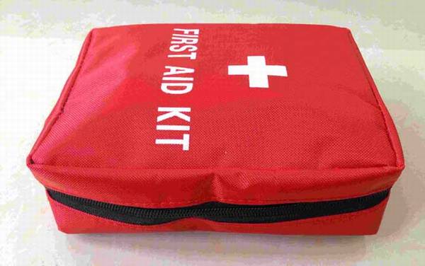 夜晚钓鱼要哪些装备?