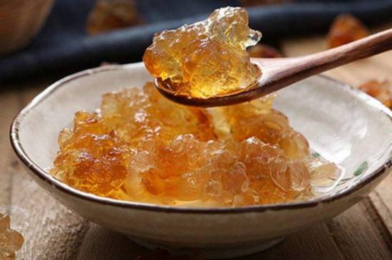 桃树的桃胶什么时候出 几月份才会有桃胶_如何养好桃树的桃胶什么