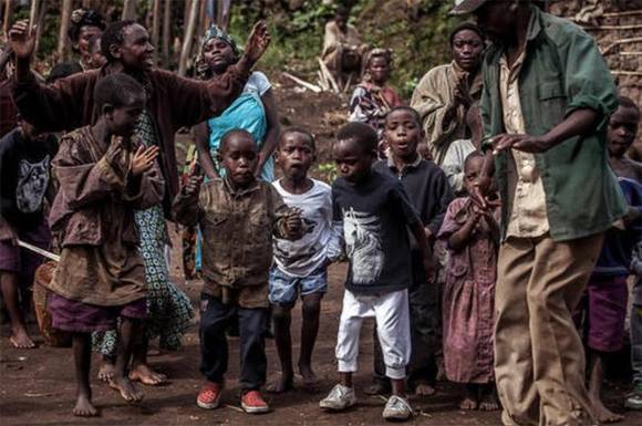 ���ް��˹������¸�����