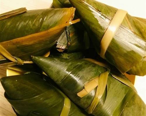 夏天荷塘的诗句