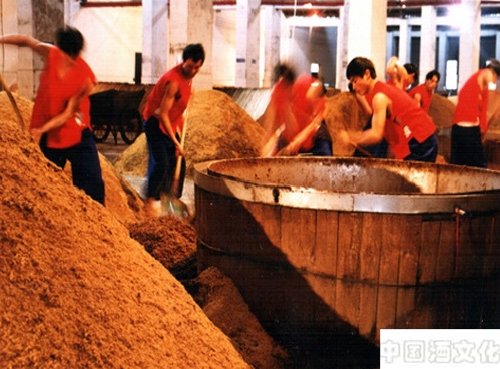 地理因素对白酒生产的影响及我国最佳的酿酒区域介绍_调制酿造_酒