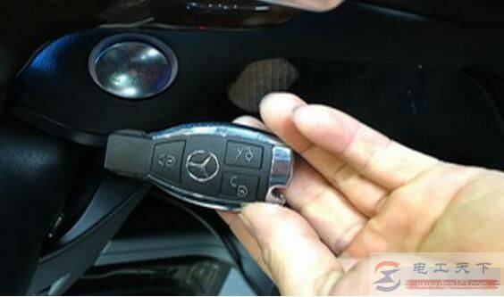 电瓶车钥匙丢了怎么接线骑走