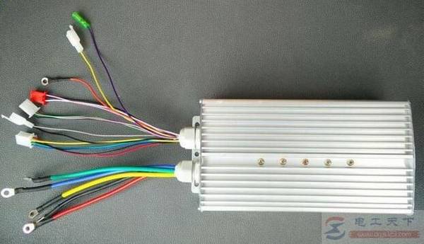 雅迪电动车天骑怎么解除限速