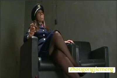 梦见自己当了监狱长