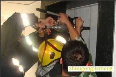 梦见电梯出现故障